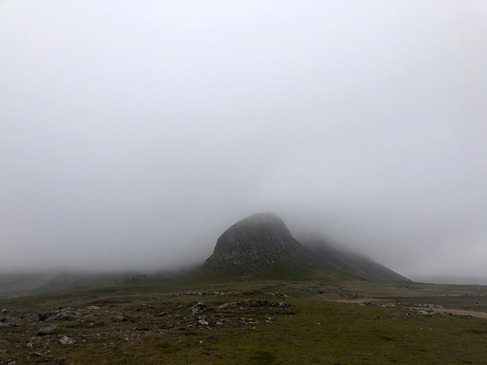 Island - Sveitarfélagið Hornafjörður - Tja. Super. Die Wolkenlage verschlechtert sich momentan wohl eher... So Schade! Ich will hier jetzt nicht weg, ohne das Eystrahorn ohne Wolken gesehen zu haben...☹️