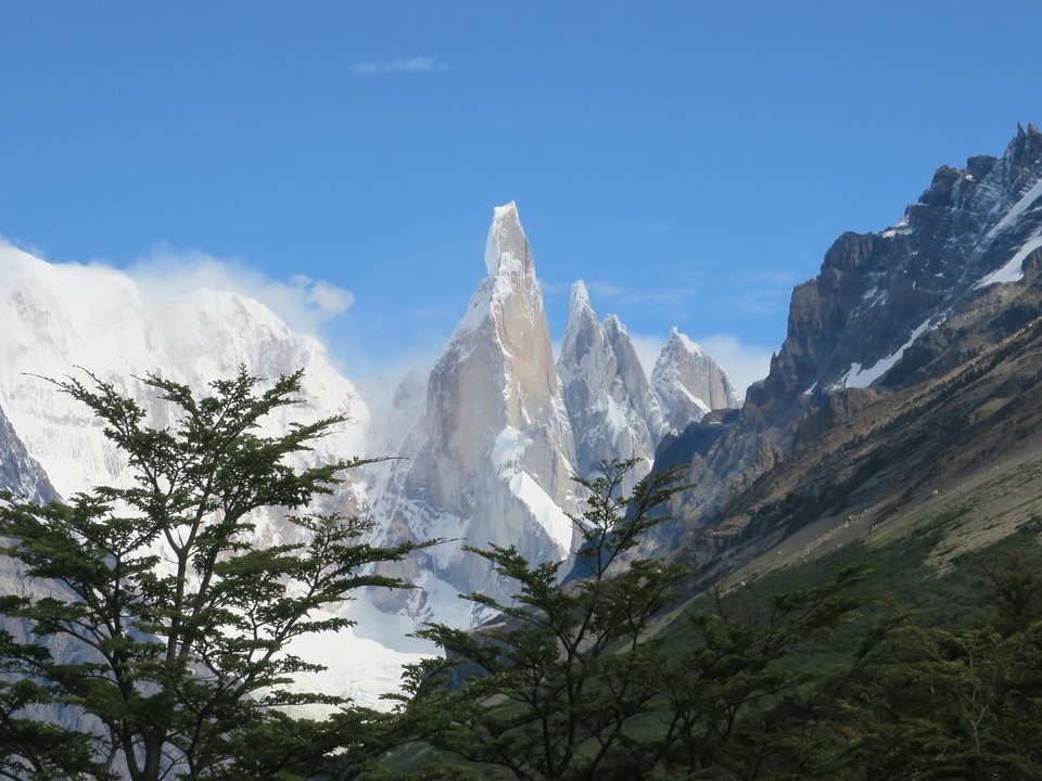 Argentina - El Chaltén - 1er jour : la laguna torre et le cerro torre (le rocher avec les 3 dents) 10 km