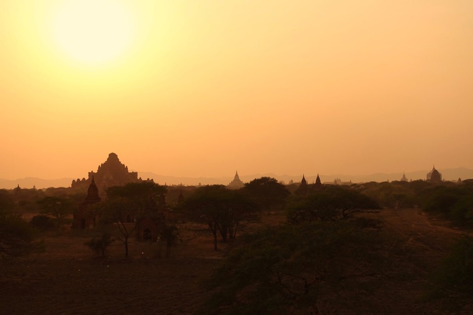 Myanmar (Burma) - Bagan - Solnedgang
