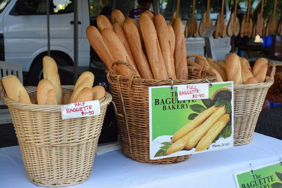 Cookinseln - Rarotonga - Auf dem Markt gab es sogar Baguettes und französisches Gebäck