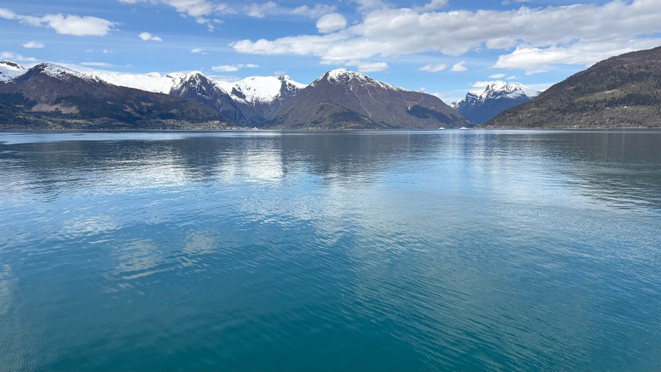 Norwegen - Nessane - …über den Fjord…