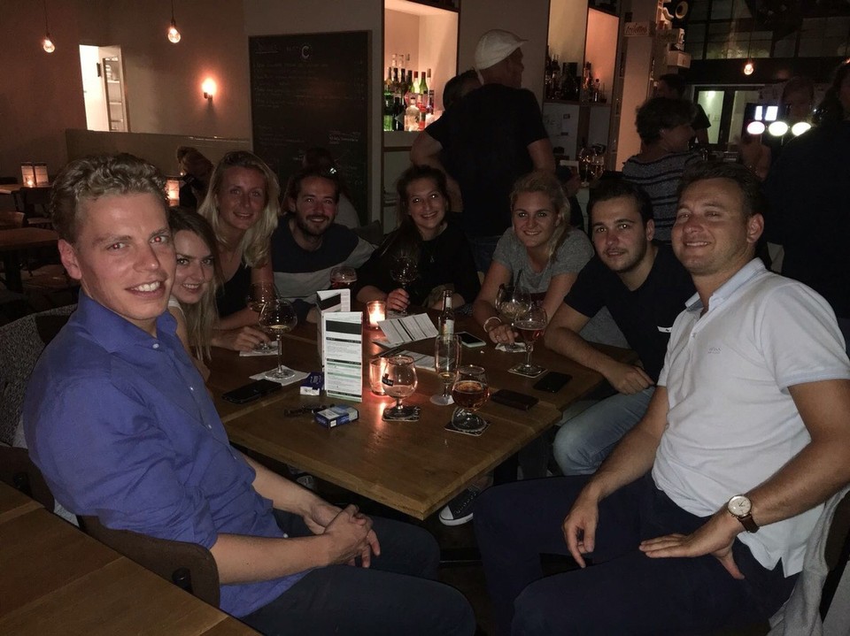 Nederland - Maastricht - Afscheidsborrel in Maastricht met familie van Berke