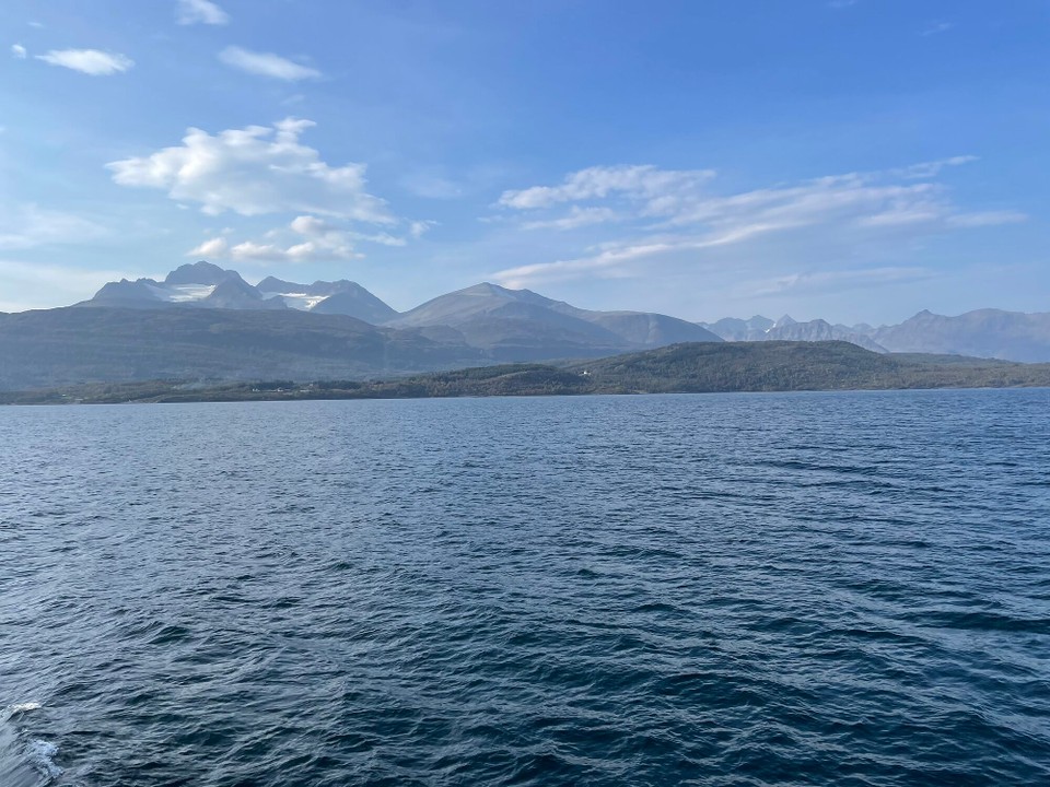 Norwegen - Storslett - Es geht über den Fjord 