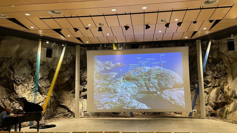 Norwegen - Lindesnes - Kinosaal im Besucherzentrum direkt in den Berg gebaut