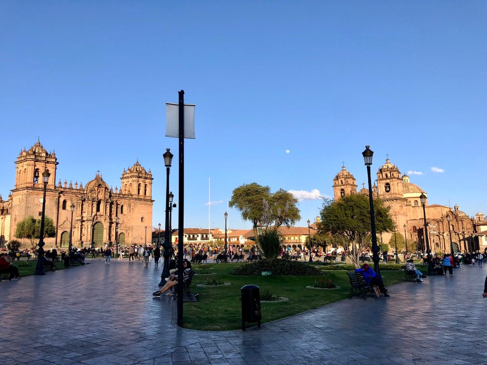 Peru -  - La Plaza de Armas
