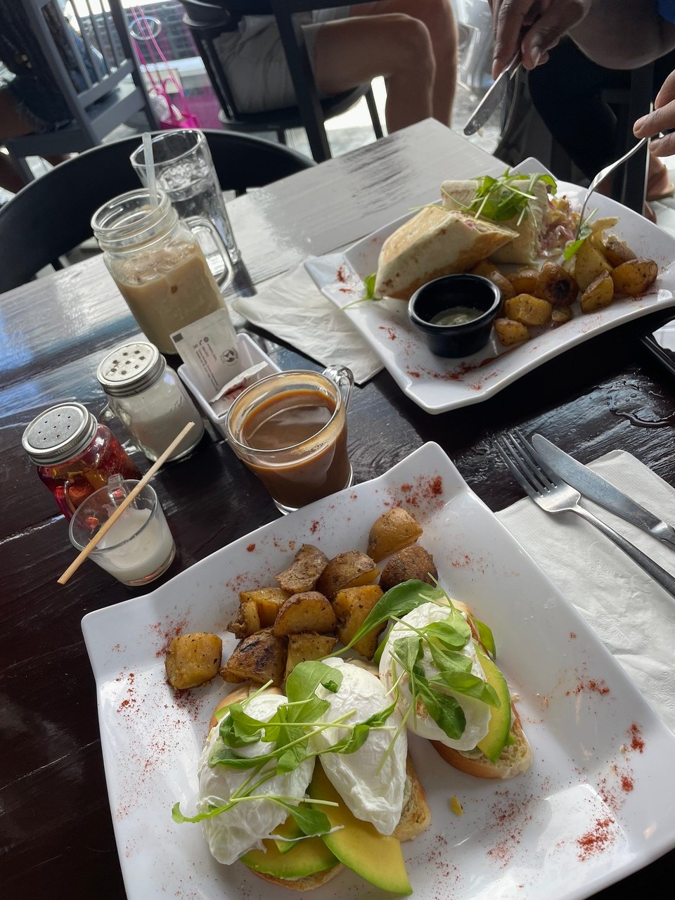 Panama -  - Gemütlich bei einem Brunch in den Tag starten 🥑 