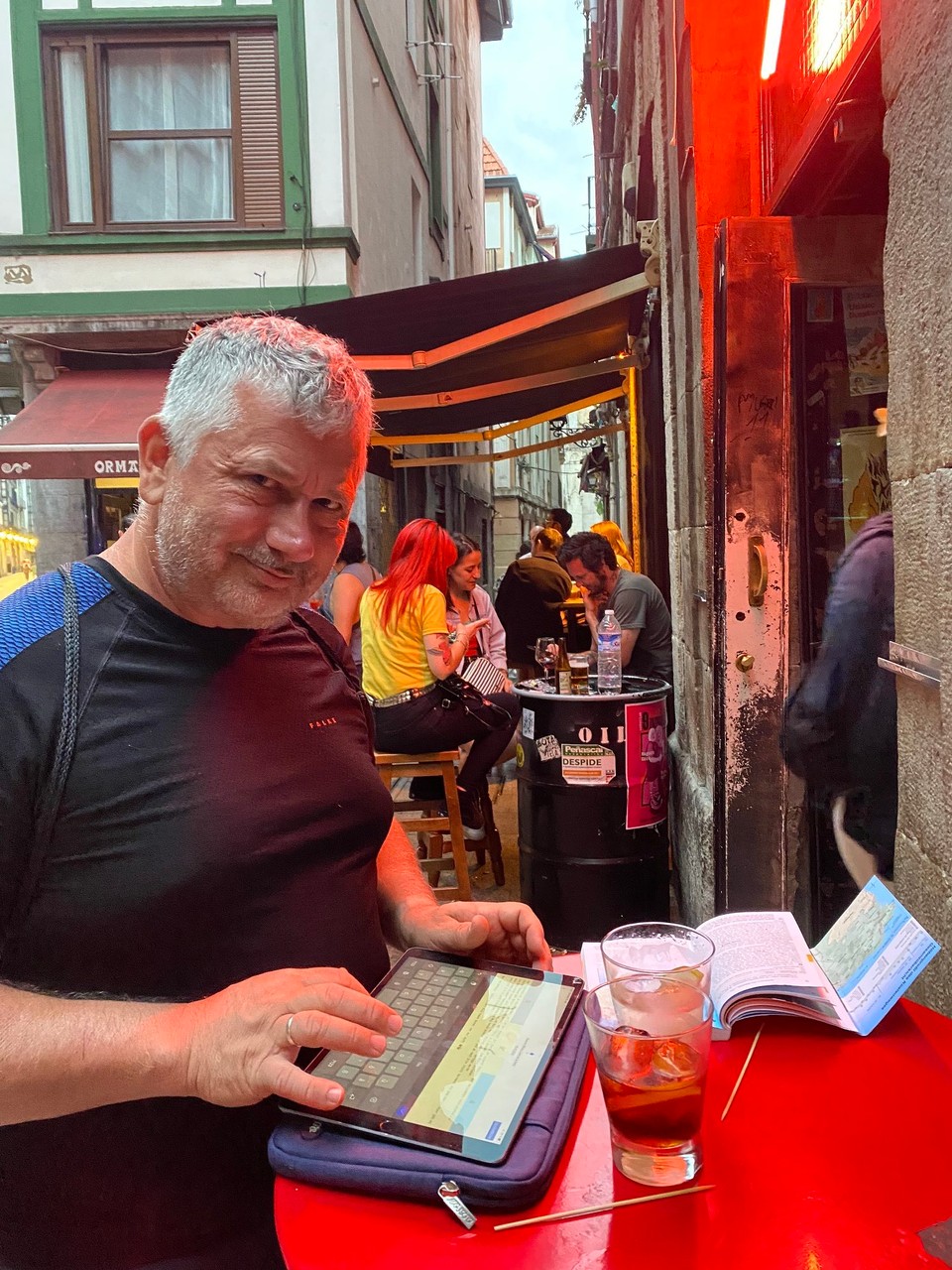 Spanien - Bilbao - Beim Abendwerk - Reiseblog schreiben