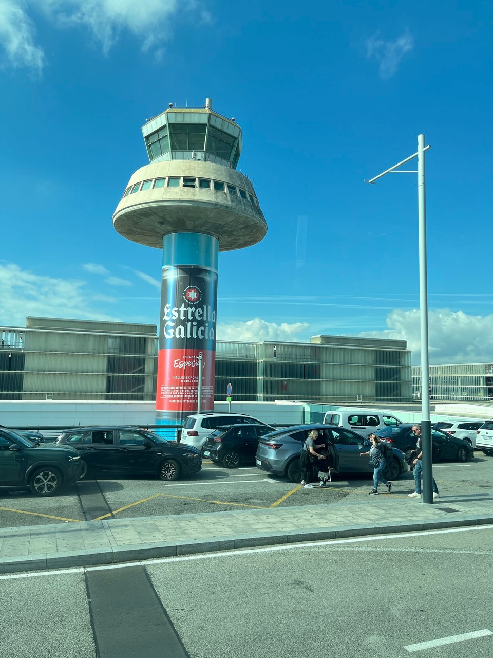 Spanien - Barcelona - Flughafen Terminal 2 für die Condor 