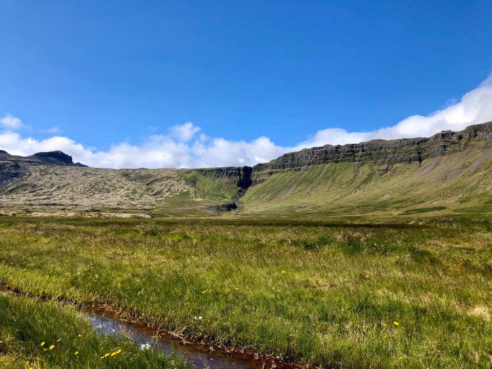 Island - Snæfellsbær - Kurzer Stop am Strassenrand... Auch hammerschön hier der Blick...