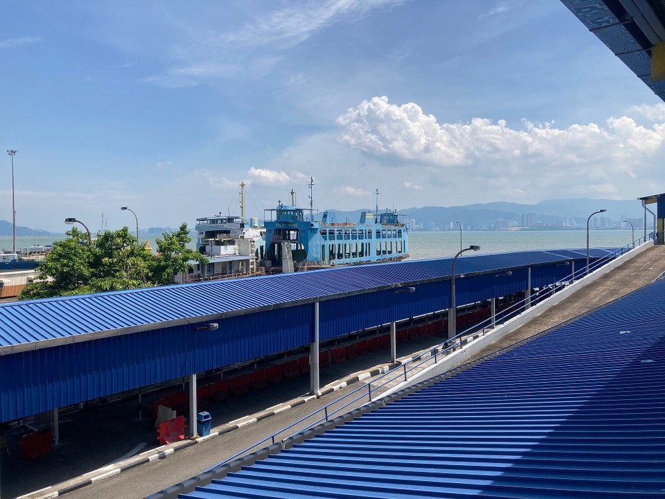 Malaysia - Georgetown - … Damit ich mit der Fähre wieder auf die Insel nach Georgetown übersetzen kann 😂