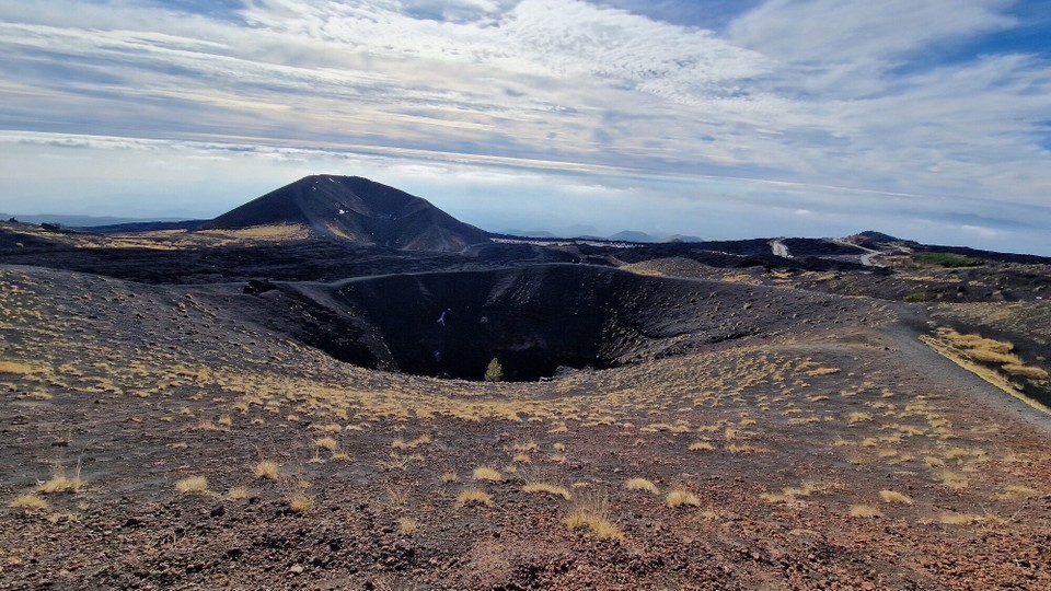 Italien - Nicolosi - Piccolo cratere sud dell‘Etna