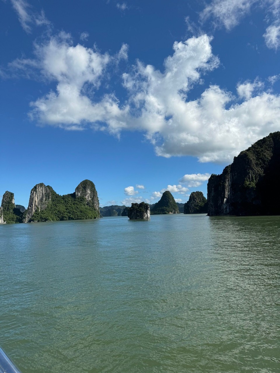 Vietnam - Hạ Long - 