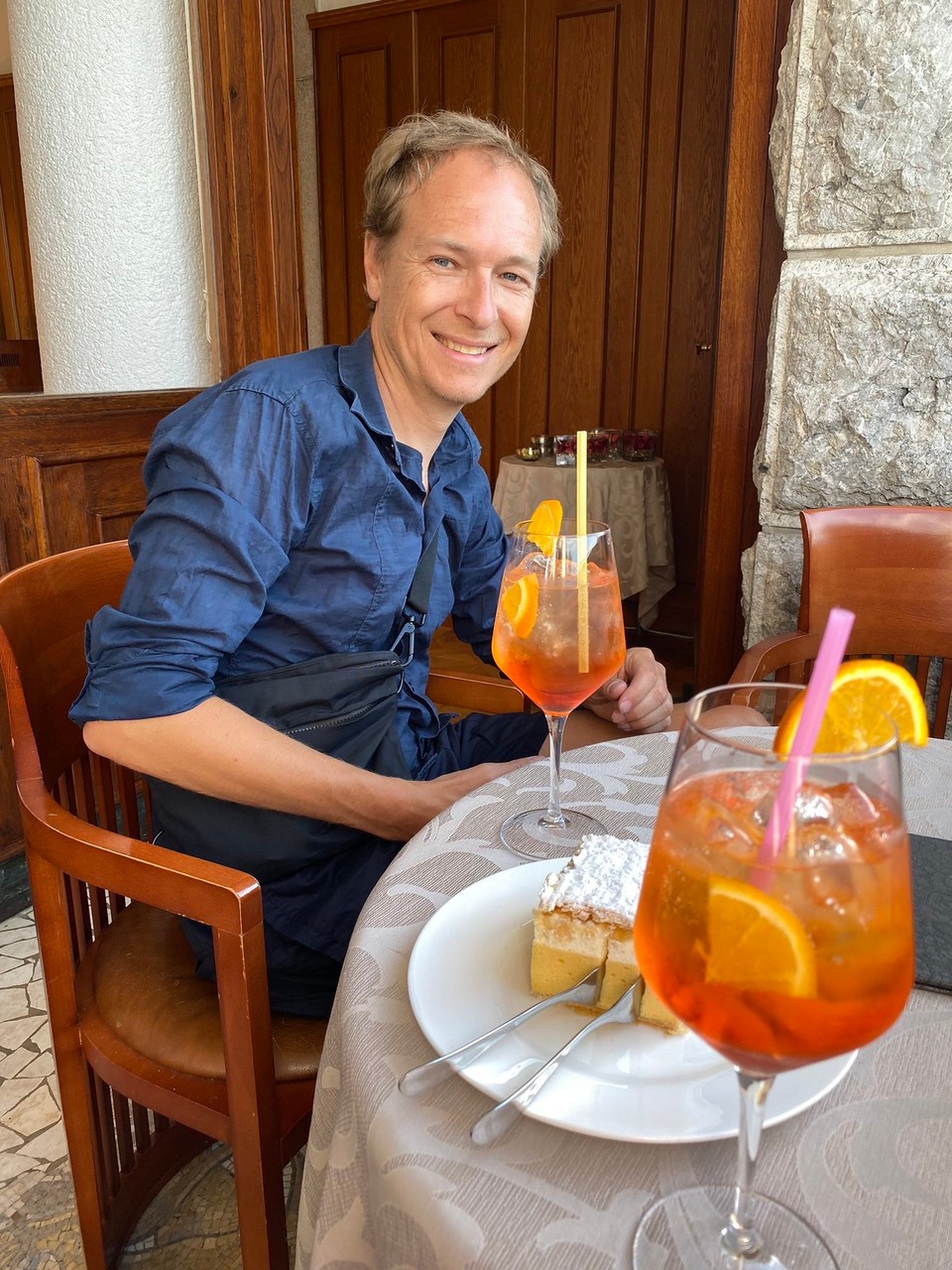 Slowenien - Bled - Schnell noch das schicke Hemd aus dem Koffer gezogen. 