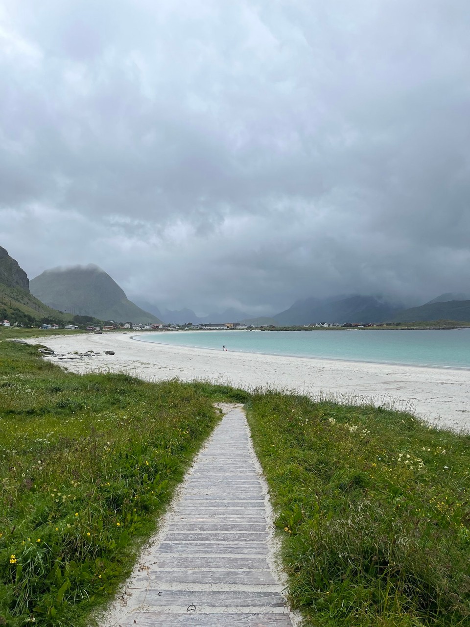 Norwegen - Ramberg - Auf der Rückfahrt hielten wir nochmal an diesem wunderschönen Strand an