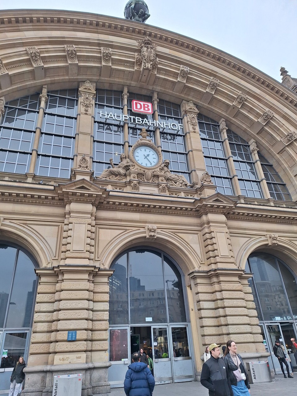 Deutschland - Rostock - Bahnhof Frankfurt