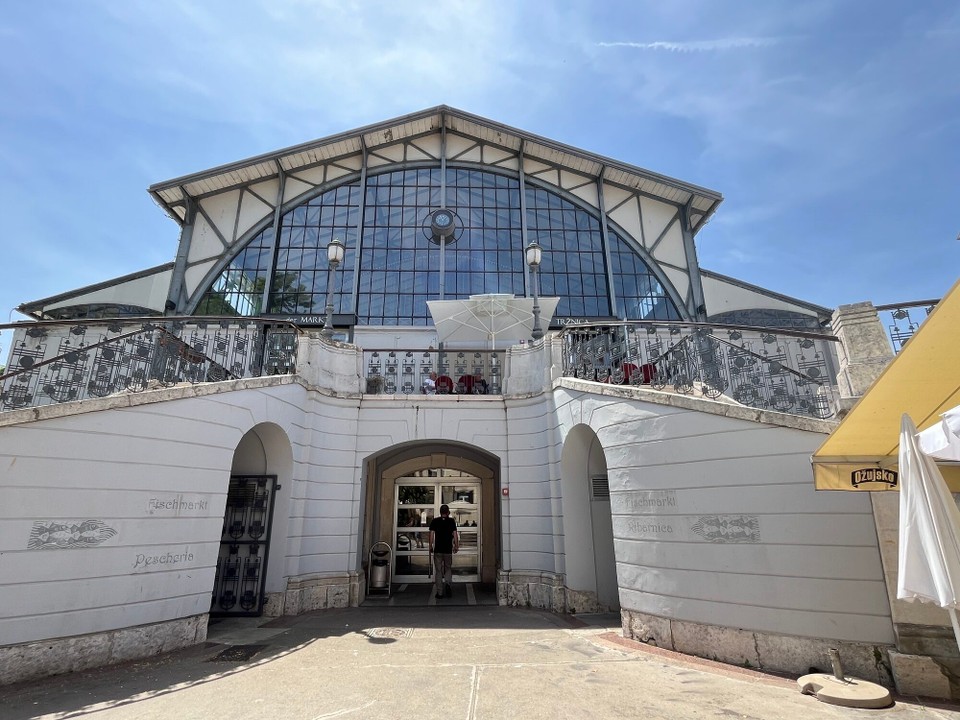 Kroatien - Pula - Markthalle 