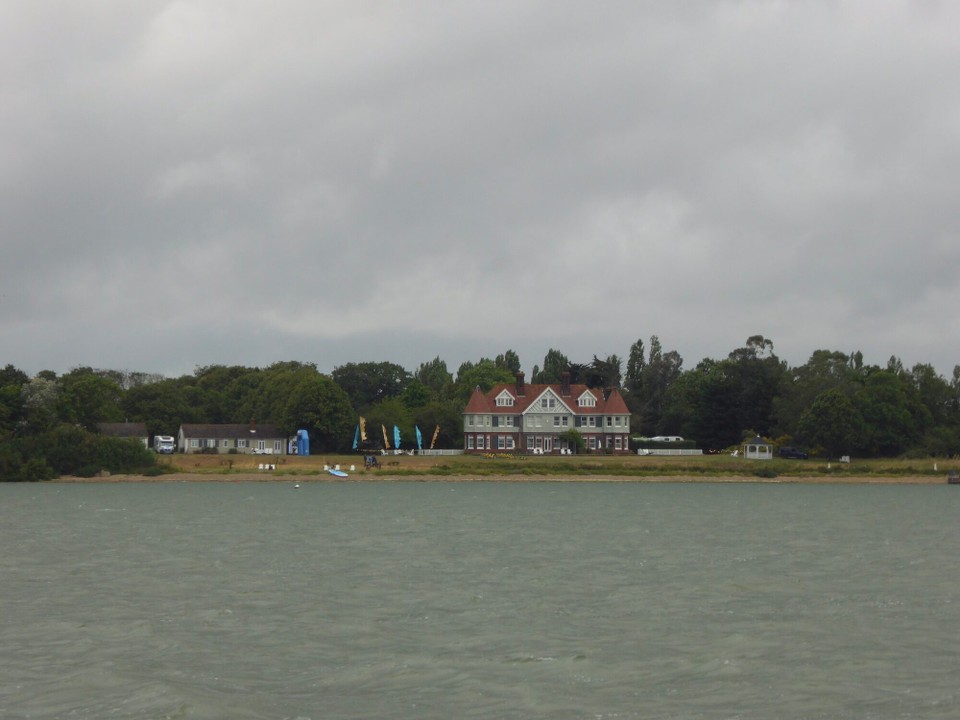 United Kingdom - Maldon - Fortunately leaving the creek, and passing Osea Island we were sailing down wind, so having the keel raised was perfect.