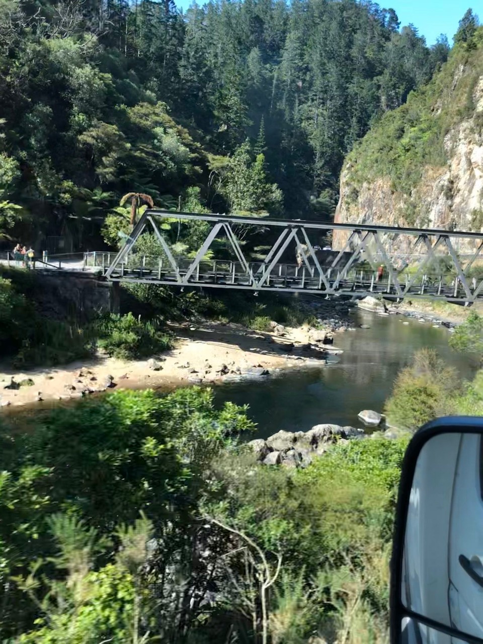 Neuseeland - Red Beach - Karangahate Gorge