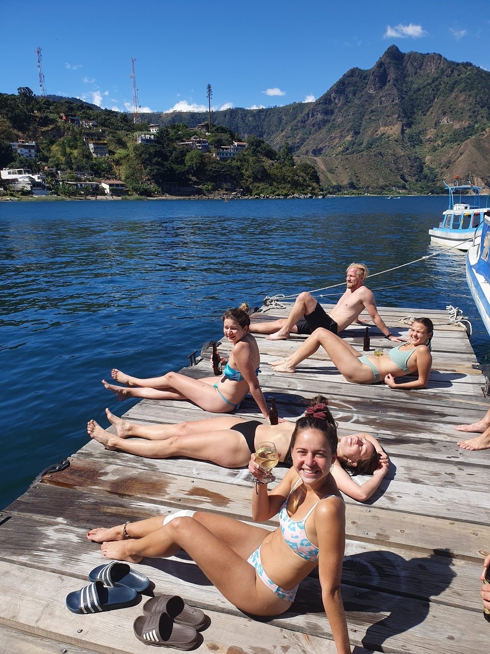 Guatemala - San Pedro La Laguna - Und anschließend nur noch den Tag genießen ☀️ 🍷 👙 