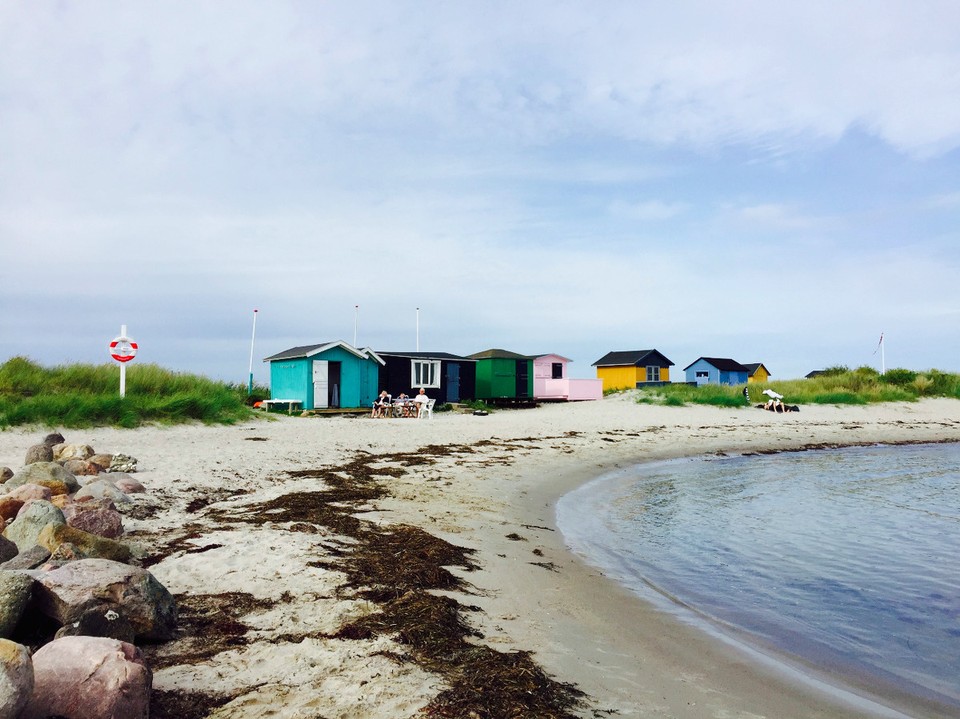 Dänemark - Marstal - Bunte Badehäuschen am Strand