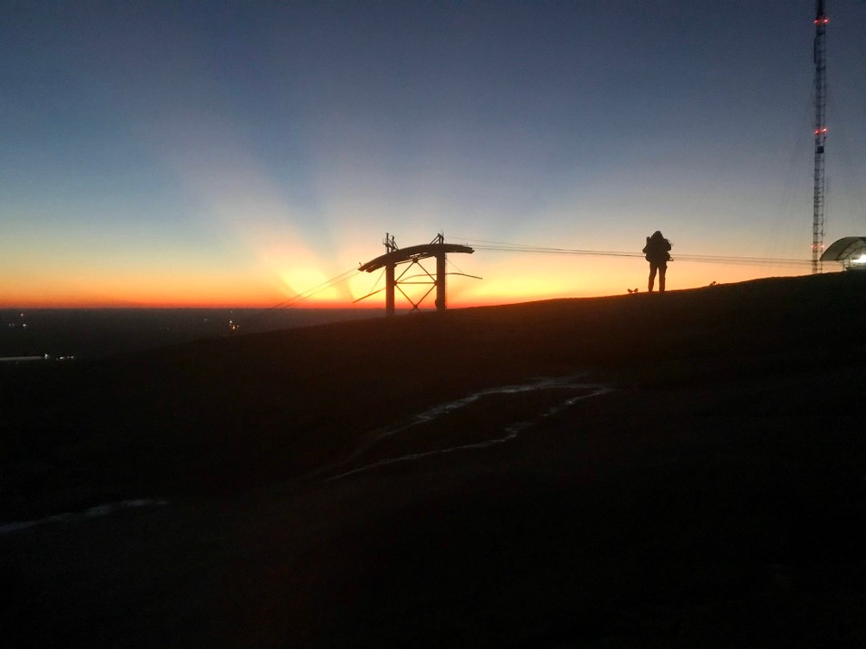 United States - Stone Mountain - Low temperatures, fast wind speeds and beautiful sunrises await those who get up early enough to make the short but steep hike up.