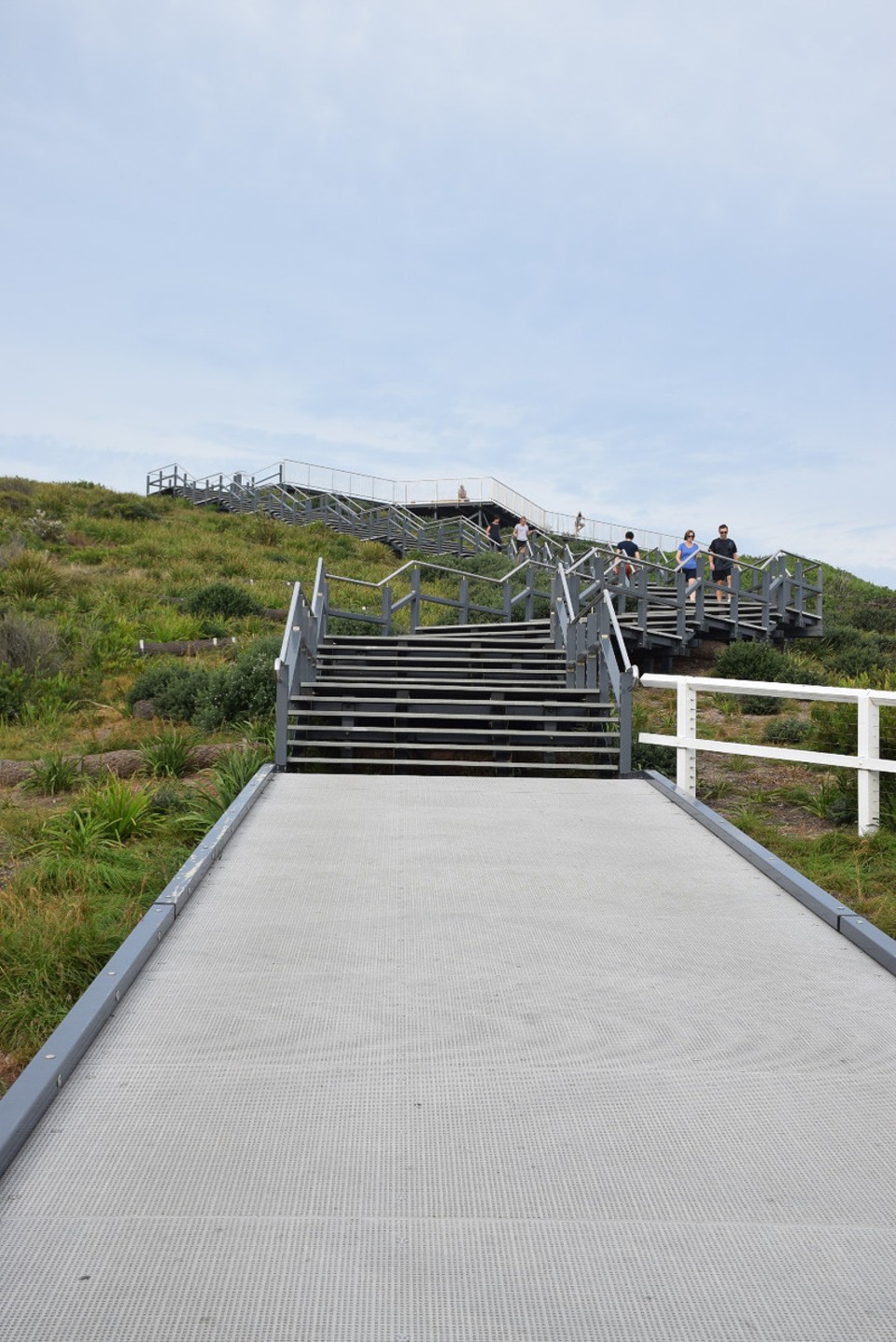 Australien - Lake Macquarie  - Der Memorial Walk, der an der Küste nahe Bar Beach entlangführt