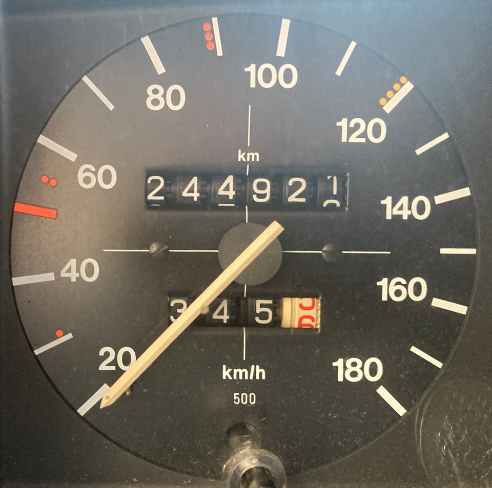 Deutschland - Berlin - 5.235 km mehr auf dem Tachometer 