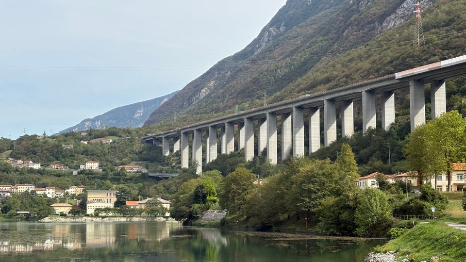 Italien - Treviso - …neben der Autobahn 