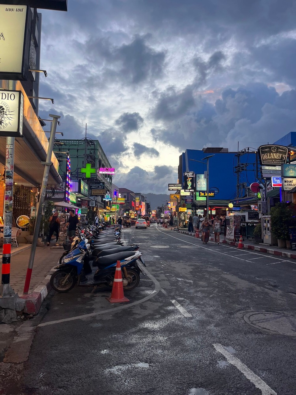 Thailand - Koh Samui - Moh samui looks very very different to koh tao! 