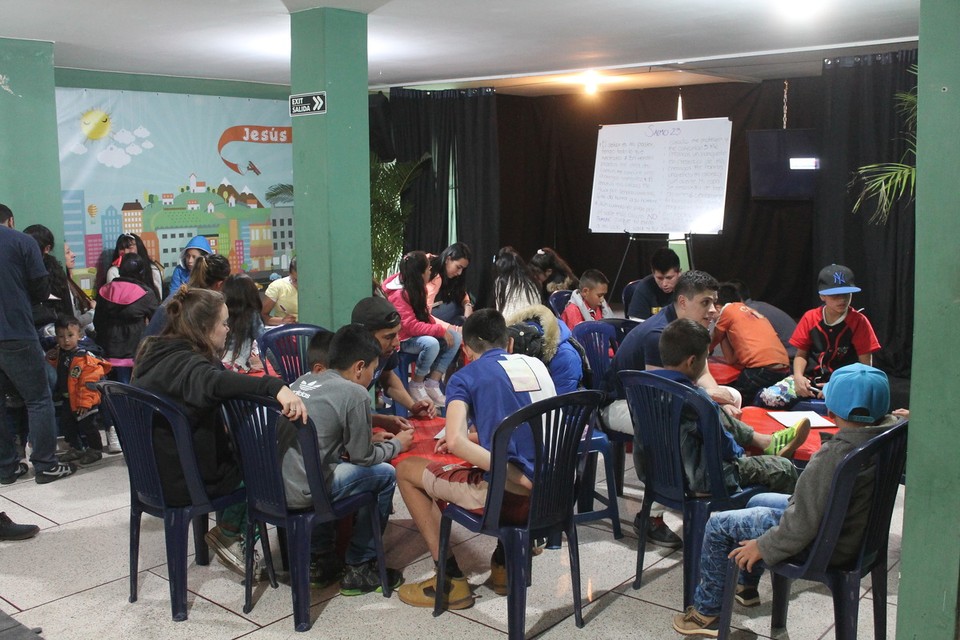 Colombia - Bogotá - Gruppenarbeit bei den Kindern und Jugendlichen