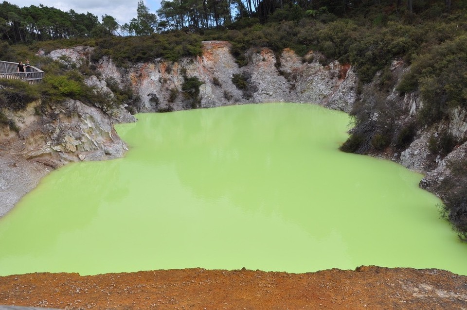 Neuseeland - Papamoa - grüner Kratersee