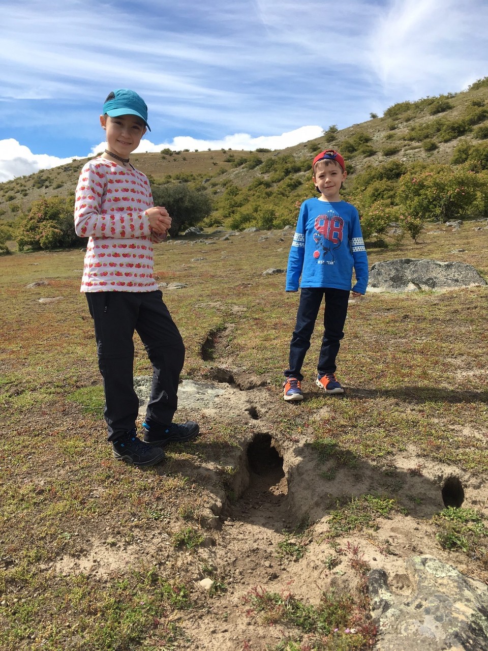 Neuseeland - Tekapo - Es hat sehr viele Kaninchen und Kaninchen-Spuren...