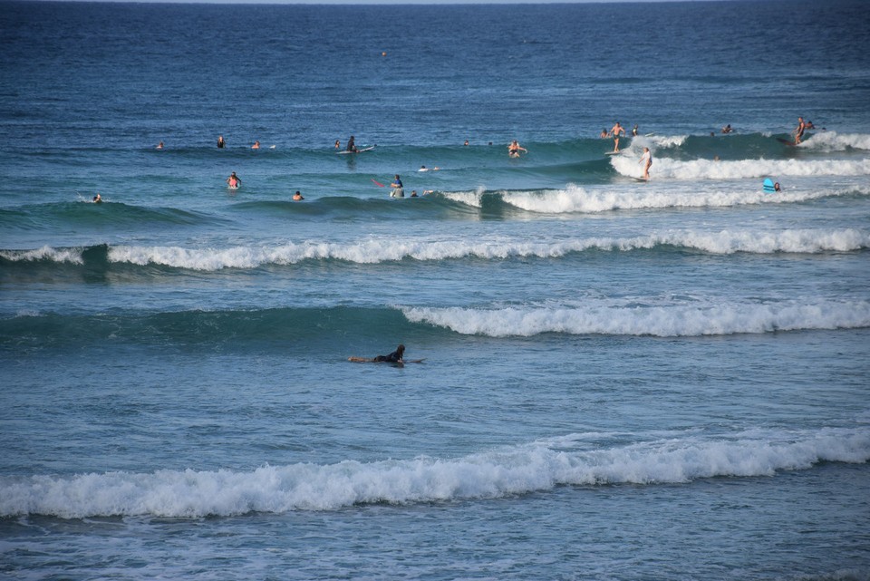 Australien - Coolangatta - Ganz schön viel los im Meer!