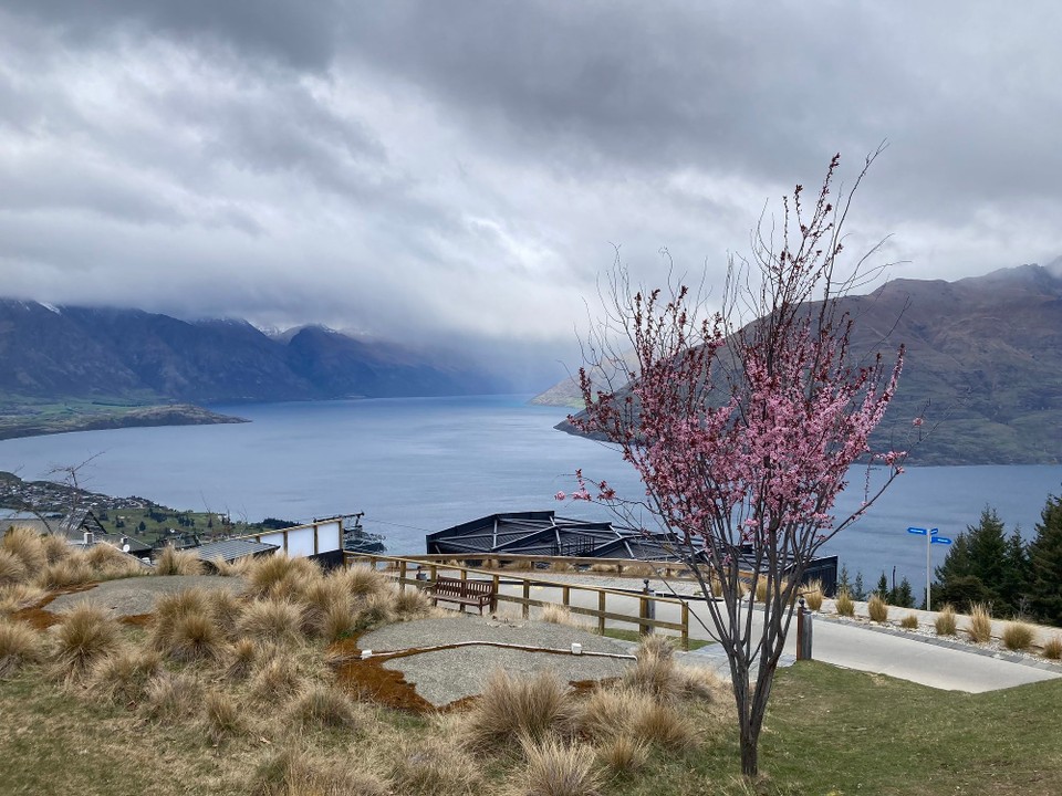 Neuseeland - Queenstown - Hin und wieder blitzt die Sonne durch