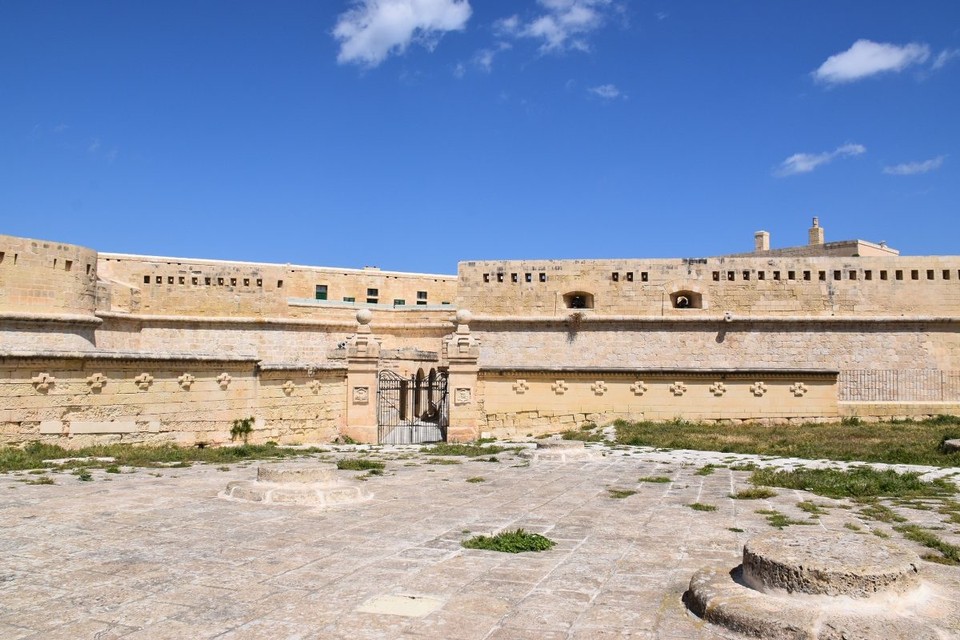Malta - Luqa - Das Fort St Elmo ist eine während der Zeit der Herrschaft des Johanniterordens von 1670 bis 1693 erbaute Festung auf Malta.