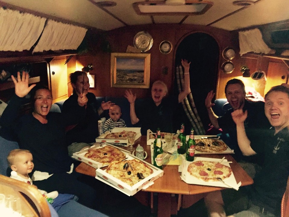 Kroatien - Ilovik - Pizza Party