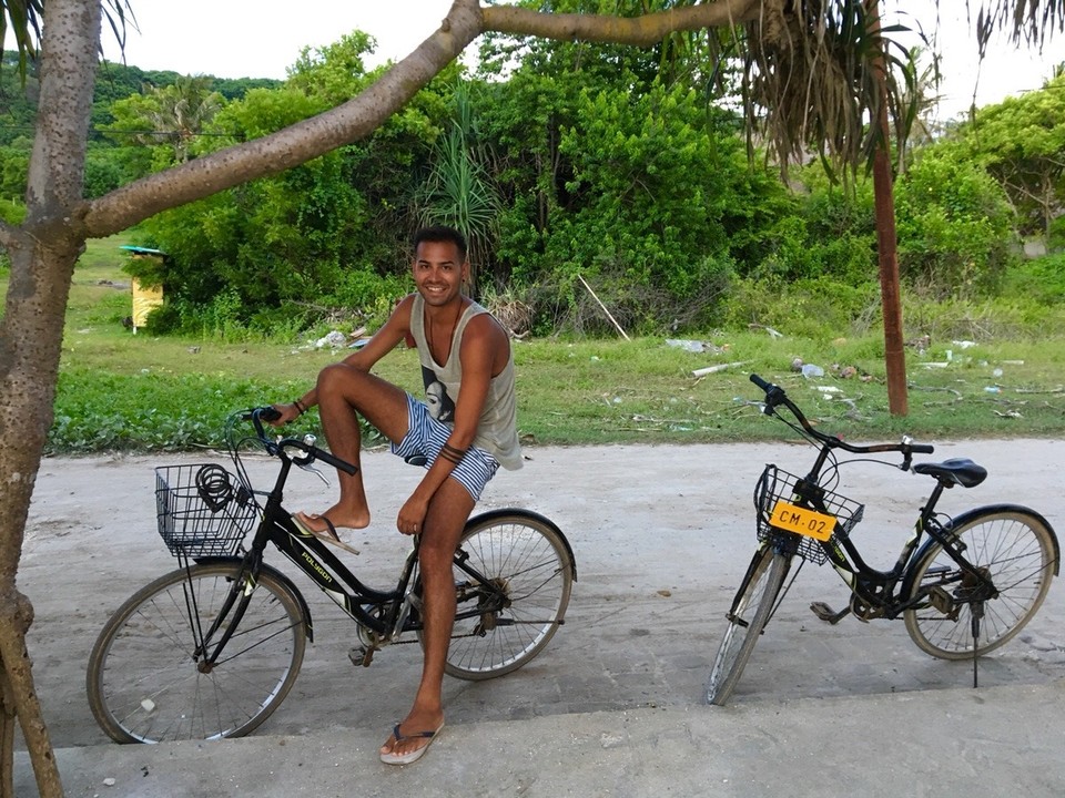 Indonesien - Lombok Utara - Mitem Velo unterwegs 😆