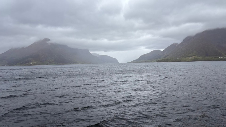 Norwegen - Raudeberg - über den Fjord 