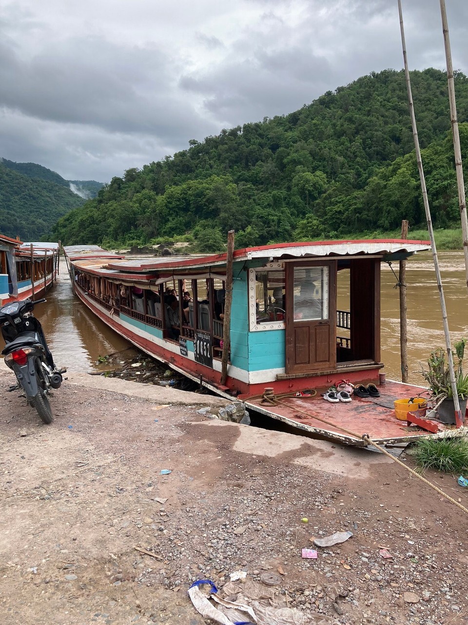 Laos - Luang Prabang - Tag zwei - anderes Boot, gleicher Fluss