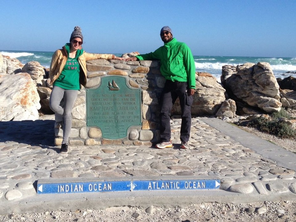 Südafrika - L'Agulhas - Endlich stehen wir an dem südlichsten Punkt Afrikas. Theoretisch treffen hier zwei Ozeane aufeinander.