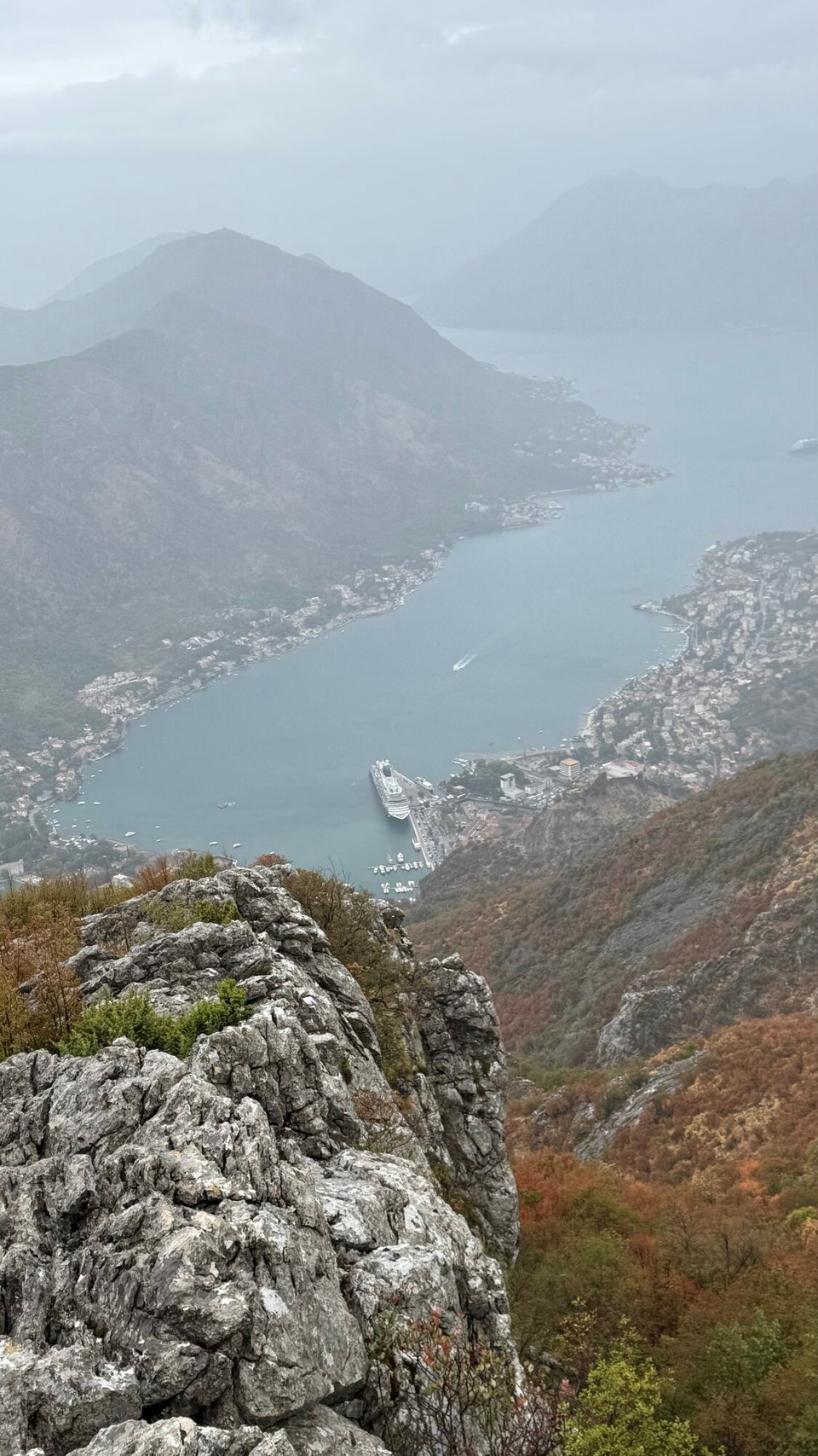 Montenegro - Cetinje - Leider war das nicht der Fall, im Gegenteil, es regnete wieder.