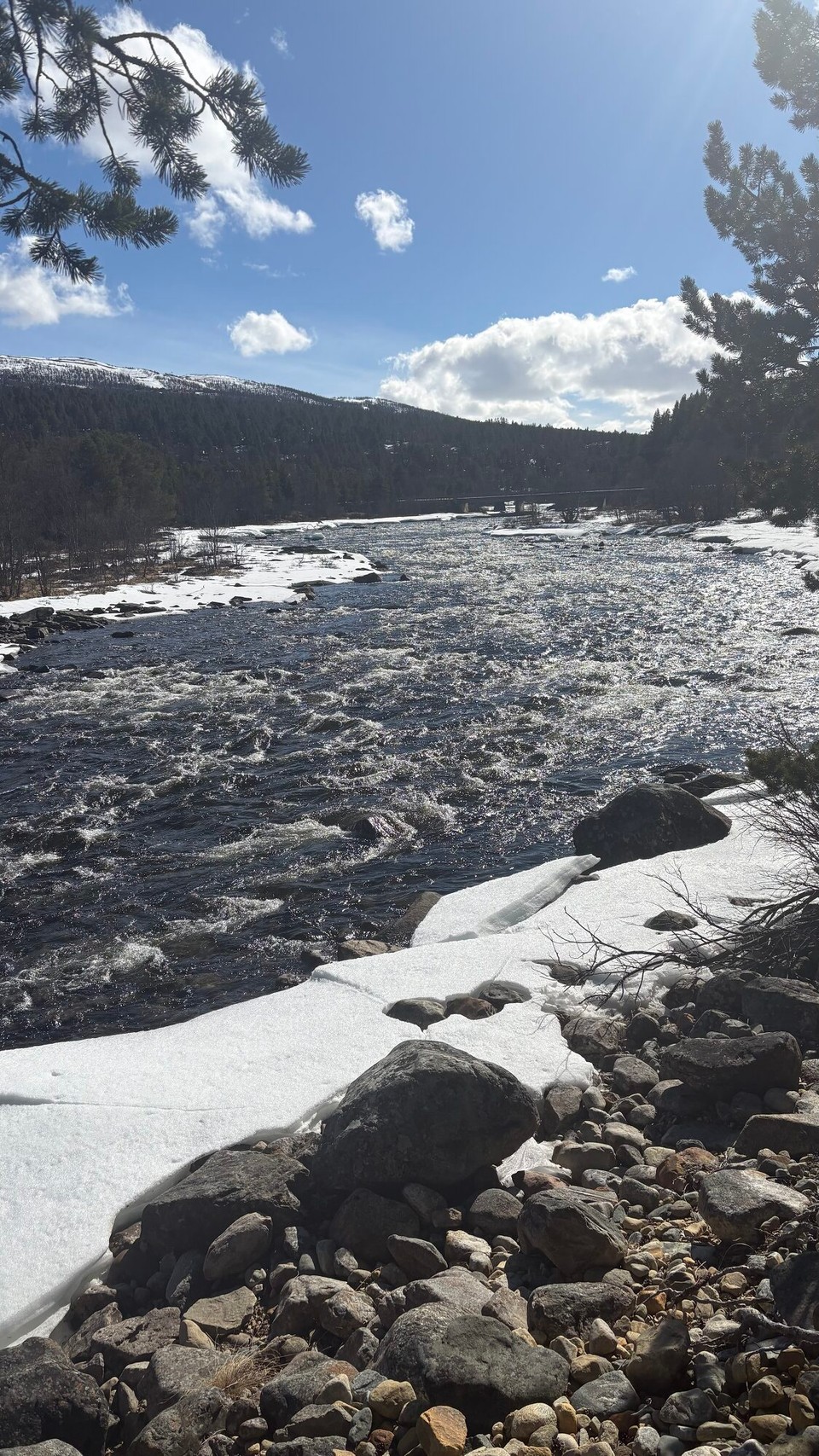 Norwegen - Hovet - …am Fluss entlang 