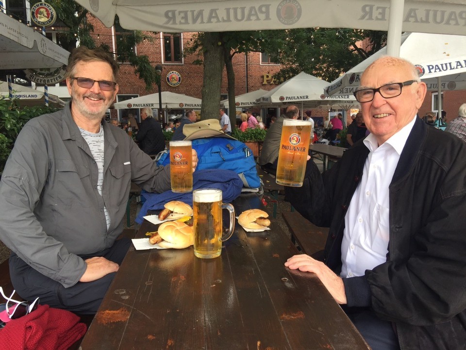  - Germany, Bremen, Schwachhausern - Paulaner Oktoberfest Beer