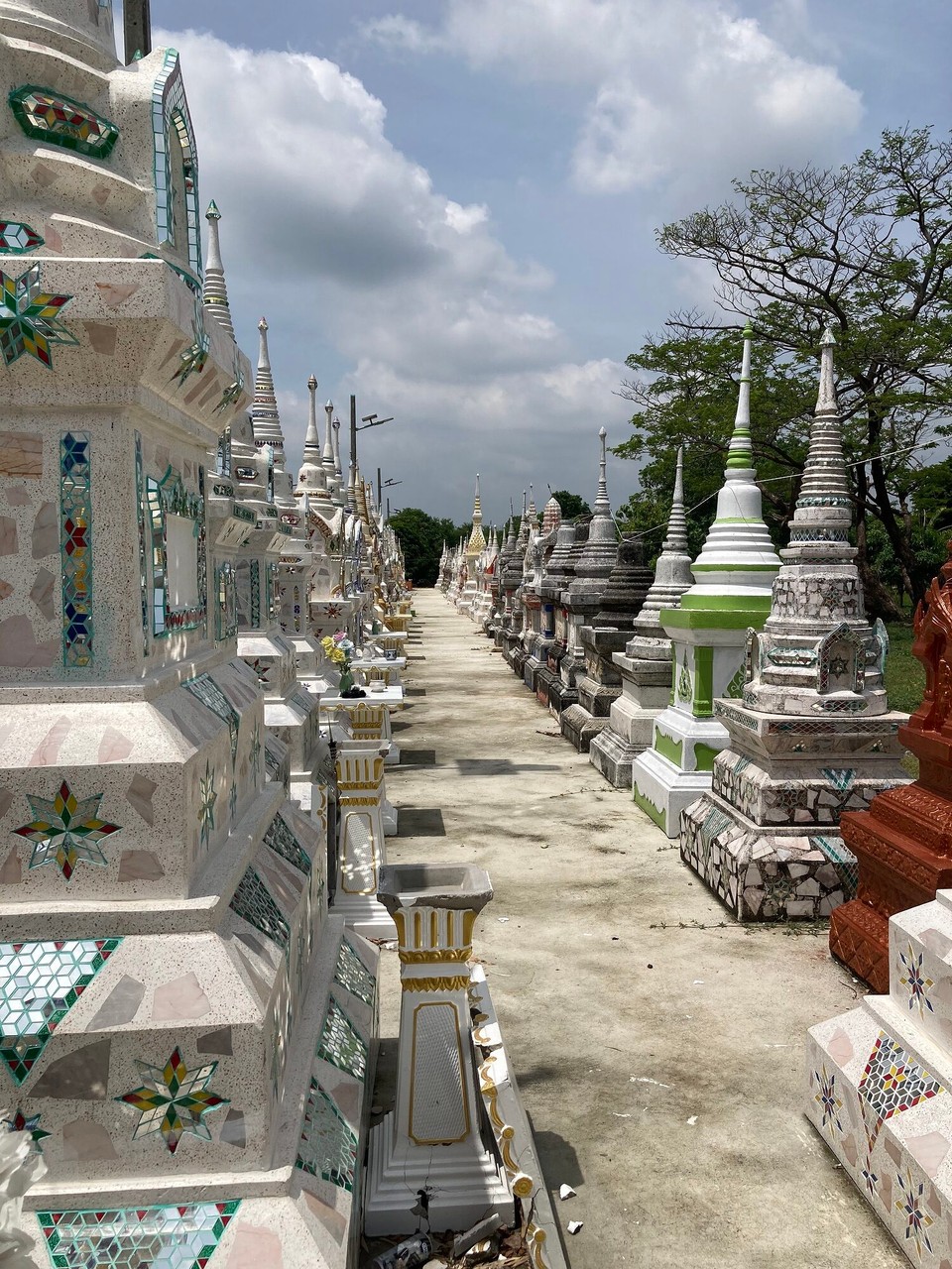 Thailand - Uttaradit - Friedhof