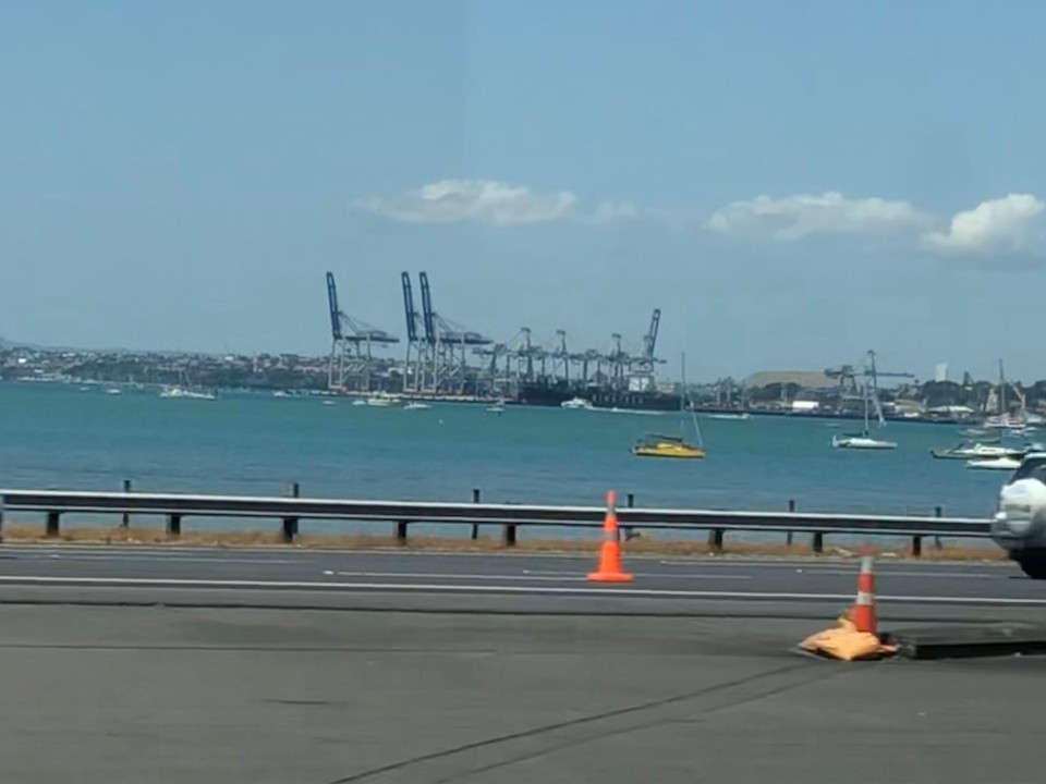 Neuseeland - Red Beach - Hafen von Auckland 