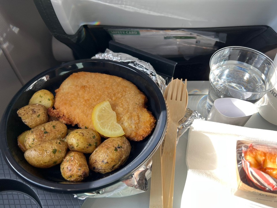 Deutschland - Frankfurt am Main - Eine kleine Mahlzeit.