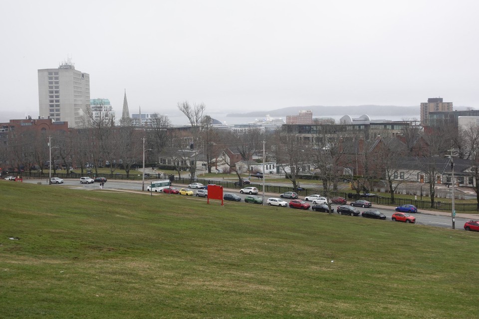 Kanada - Halifax - Halifax vun der Citadelle op den Hafen