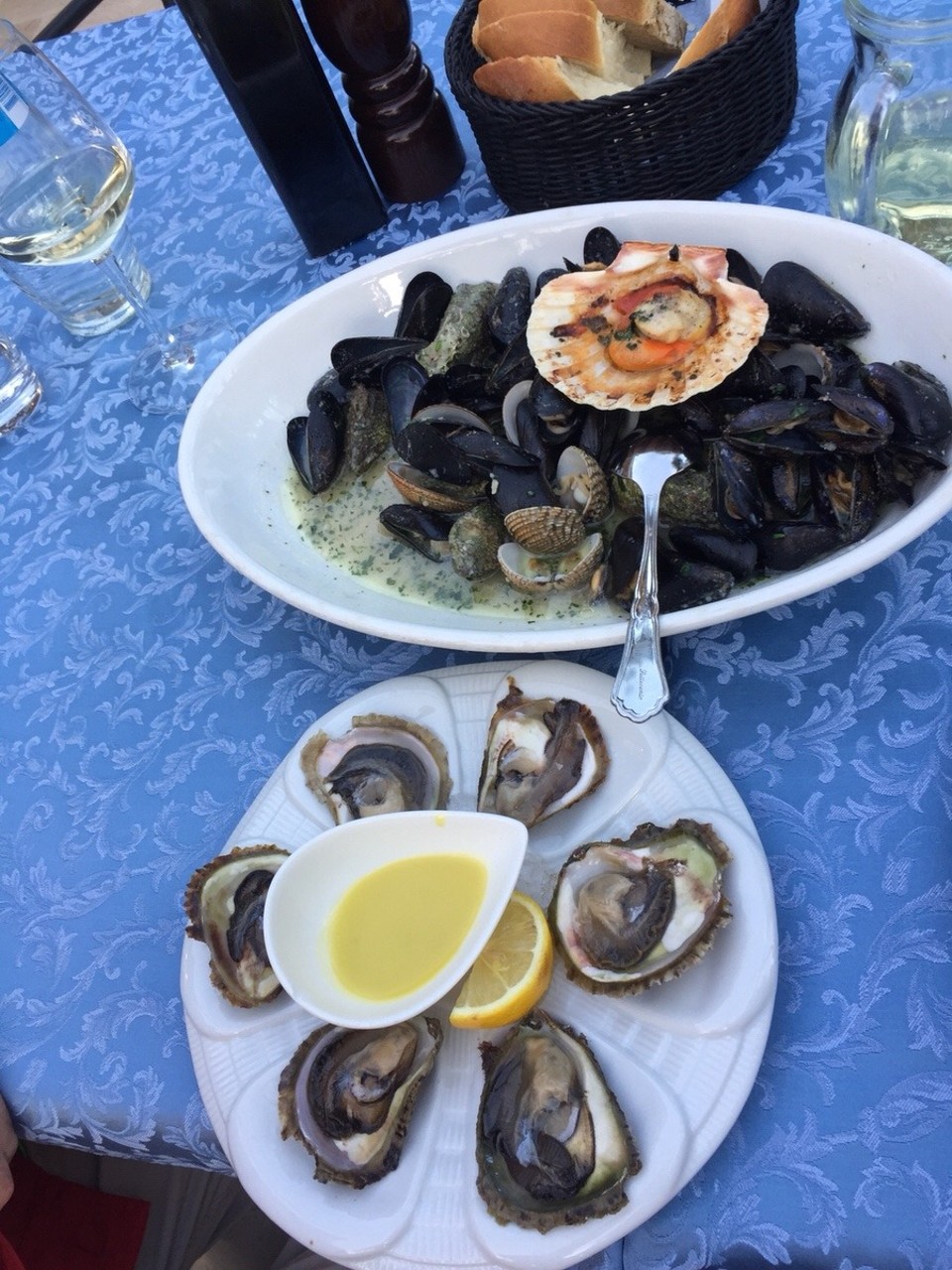Kroatien - Kanfanar - Austern und gemischte Muschelplatte