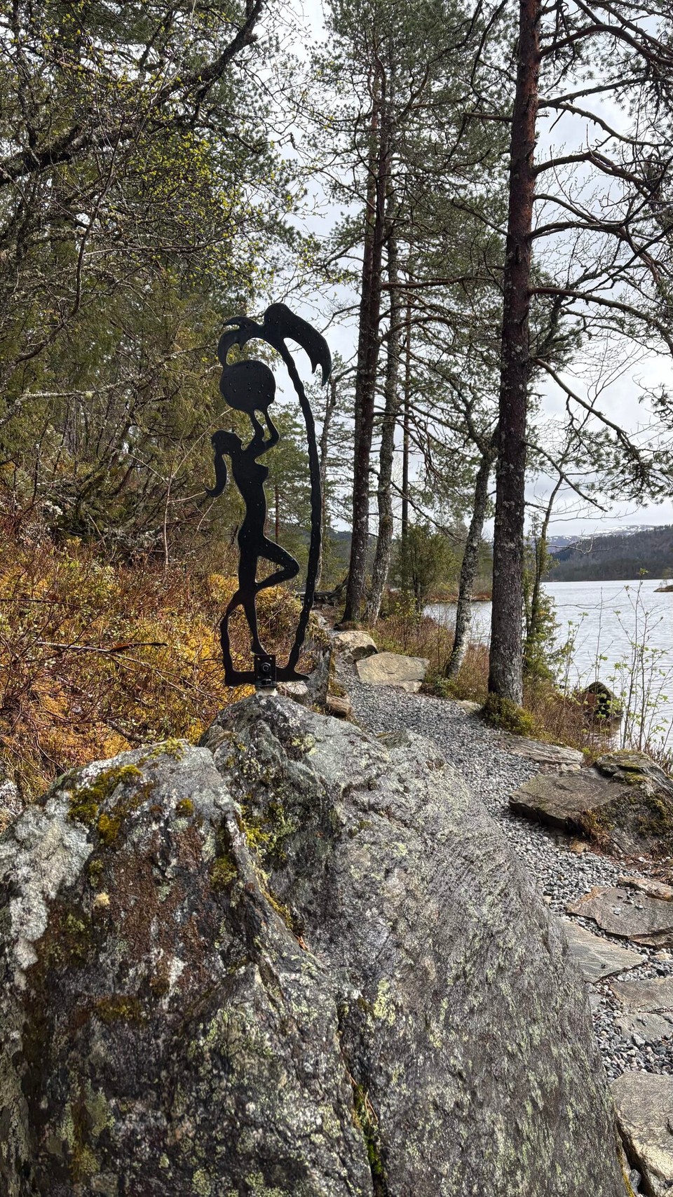 Norwegen - Førde - …Kunstinstallationen…