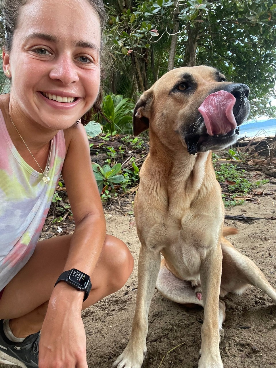 Costa Rica - Pococí - Ein letzter Lauf 🏃‍♀️ in bester Begleitung, bevor uns die vierstündige Autofahrt …